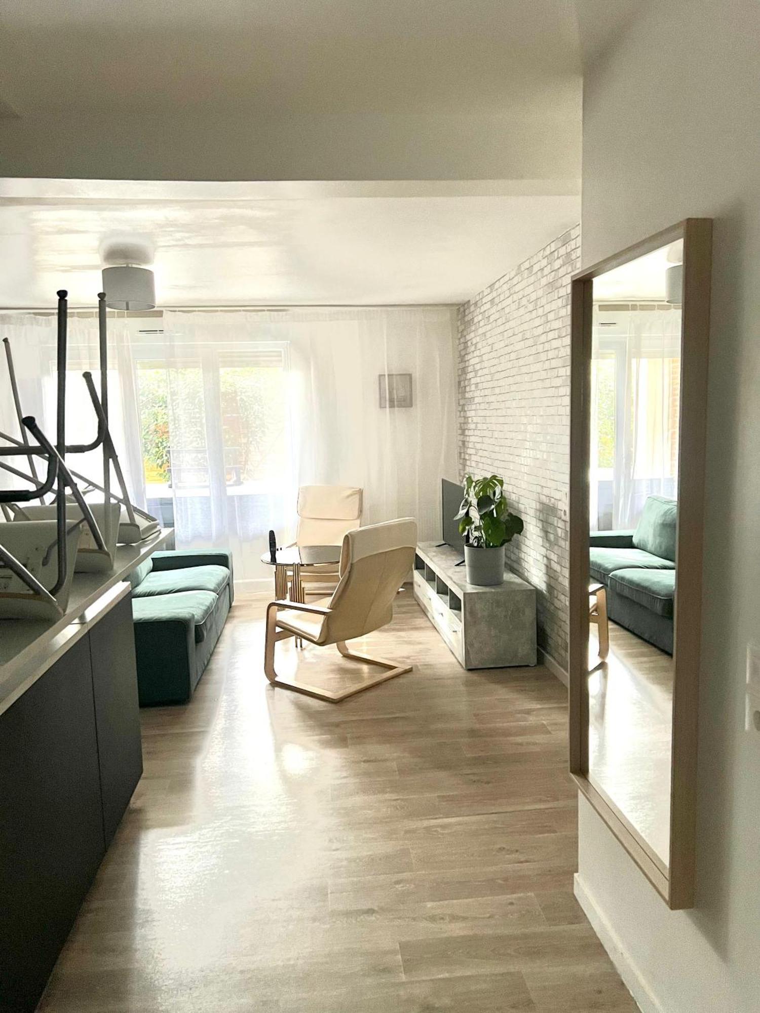 Appartement Rez De Chaussee Avec Parking Prive Orléans Eksteriør bilde